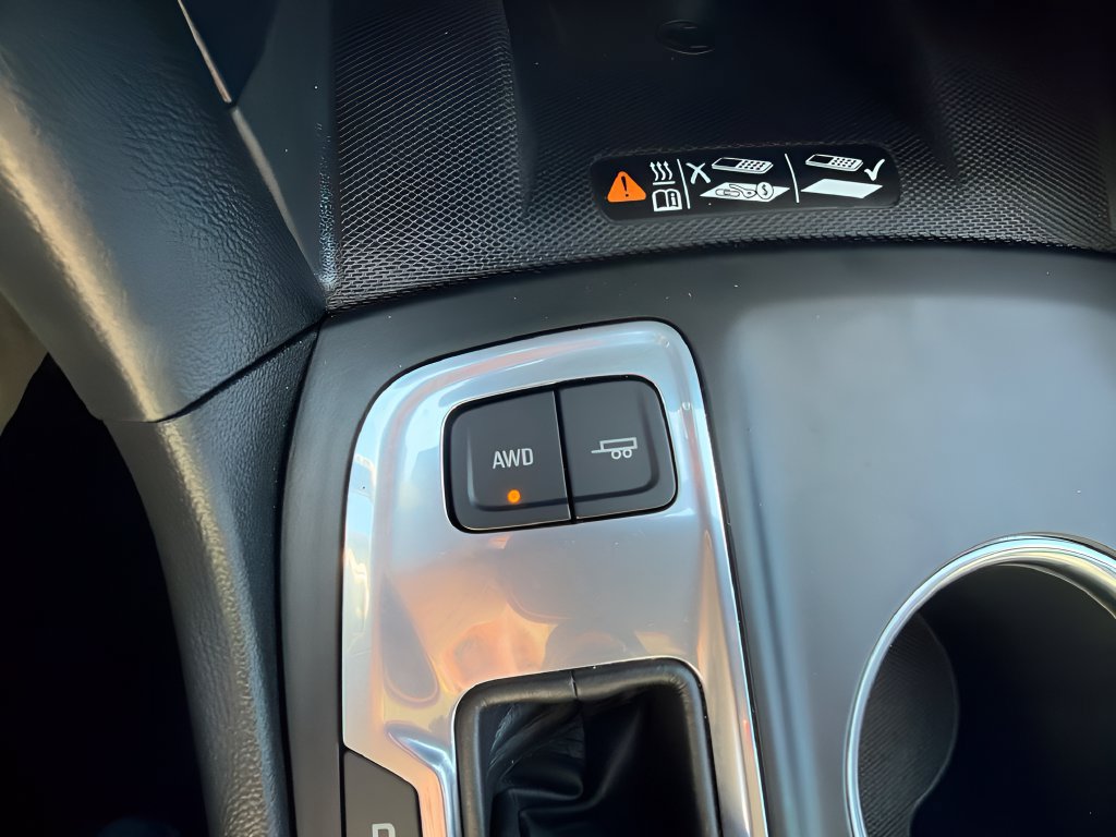Used 2020 Chevrolet Equinox Premier AWD/4WD image 20