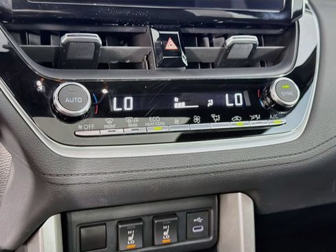 Used 2023 Toyota Corolla Cross AWD Hybrid w/ Convenience Package image 20