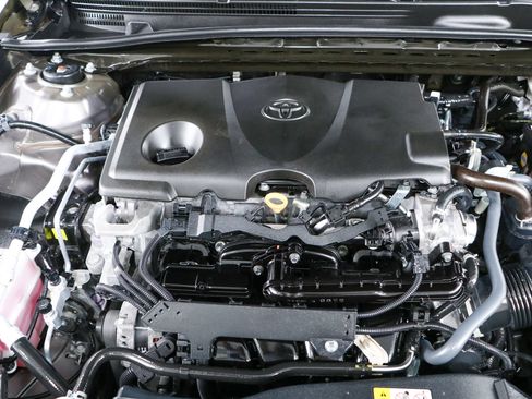 Used 2022 Toyota Camry SE FWD image 28