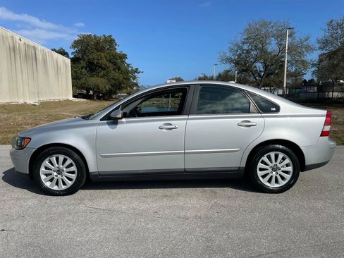 Used 2005 Volvo S40 2.4i image 9