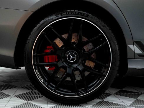 Used 2021 Mercedes-Benz E 63 AMG S image 40