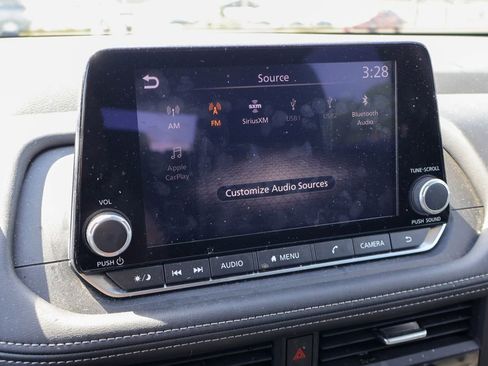 Certified 2026 Nissan Rogue SV FWD image 5