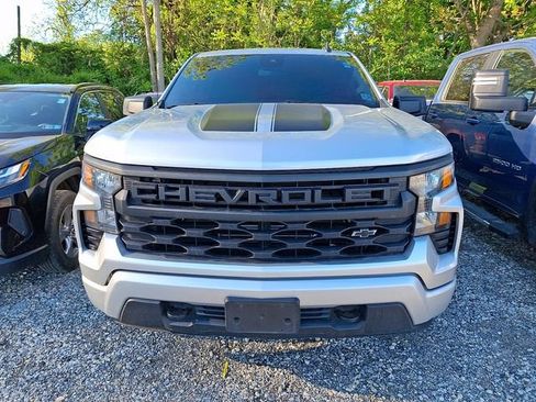 Used 2022 Chevrolet Silverado 1500 Custom w/ Rally Edition AWD/4WD image 2
