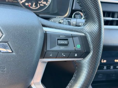 Used 2024 Mitsubishi Outlander SE AWD/4WD image 26