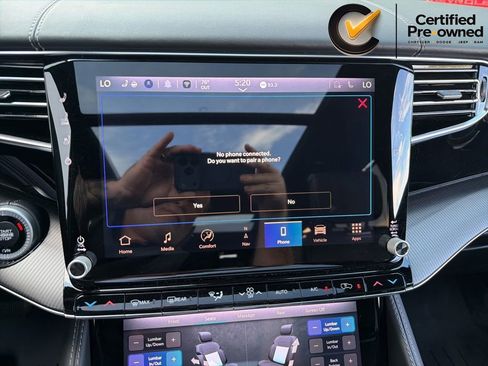 Certified 2023 Jeep Grand Wagoneer Series II AWD/4WD image 89