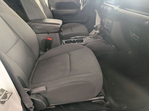 Used 2023 Jeep Gladiator Sport image 30