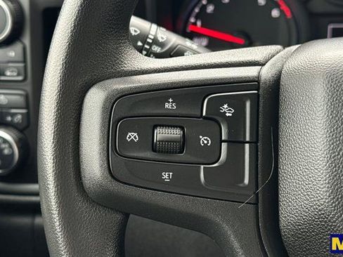 Certified 2025 Chevrolet Silverado 1500 Custom image 26