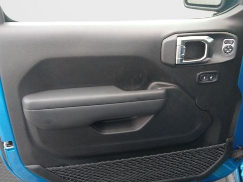 New 2026 Jeep Wrangler Unlimited Sport image 17