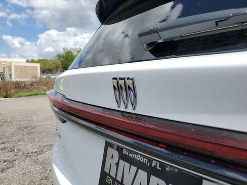 New 2026 Buick Enclave Sport Touring w/ Power Package image 7