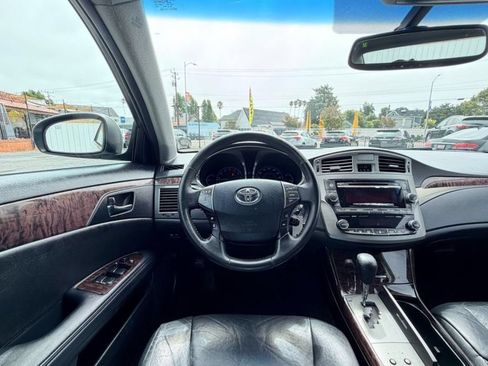 Used 2011 Toyota Avalon FWD image 27