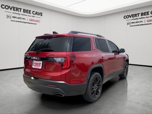 Used 2023 GMC Acadia SLT w/ Elevation Edition image 9