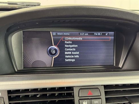 Used 2010 BMW 335i Convertible image 26