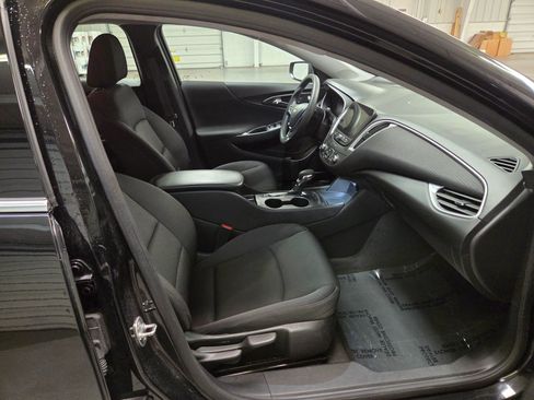 Used 2024 Chevrolet Malibu LS FWD image 30