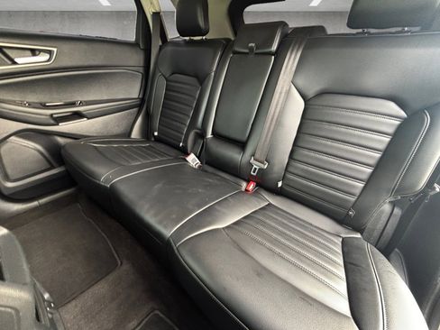 Used 2020 Ford Edge SEL image 27