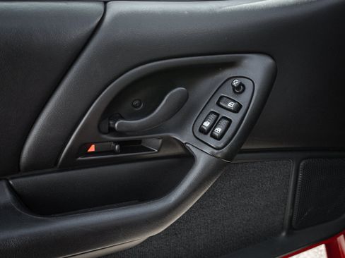 Used 2002 Chevrolet Camaro Z28 w/ SS Performance/Appearance Pkg image 15