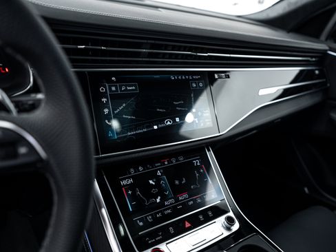 New 2026 Audi RS Q8 performance image 11