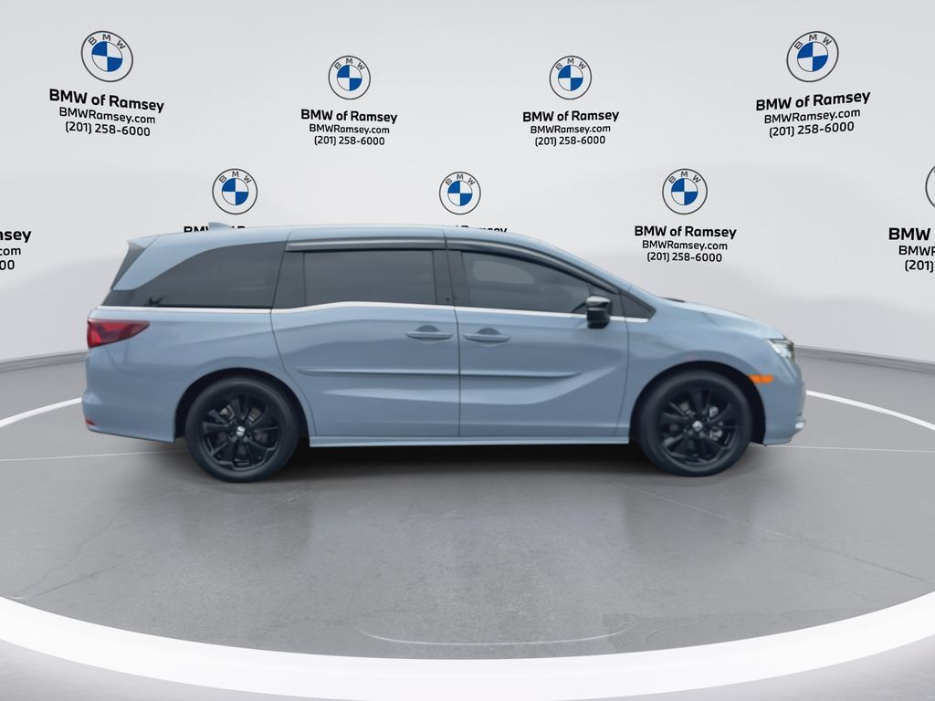 Used 2024 Honda Odyssey Sport image 9