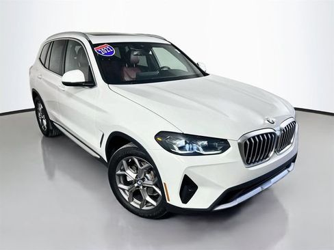 Used 2022 BMW X3 sDrive30i w/ Convenience Package RWD image 2