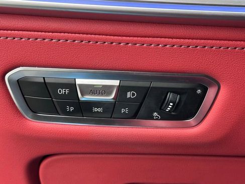 Used 2023 BMW XM AWD/4WD image 18