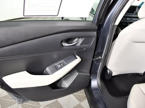 Certified 2025 Honda Accord LX image 44
