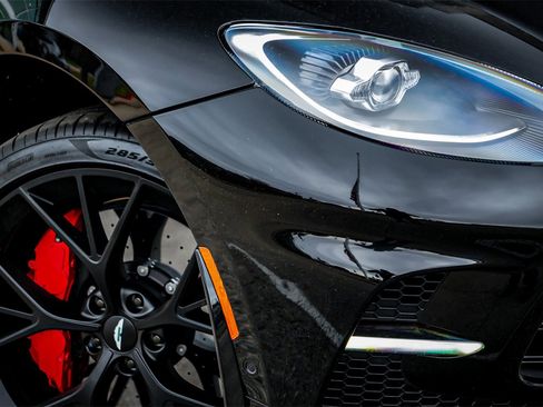 New 2025 Aston Martin DBX 707 image 3