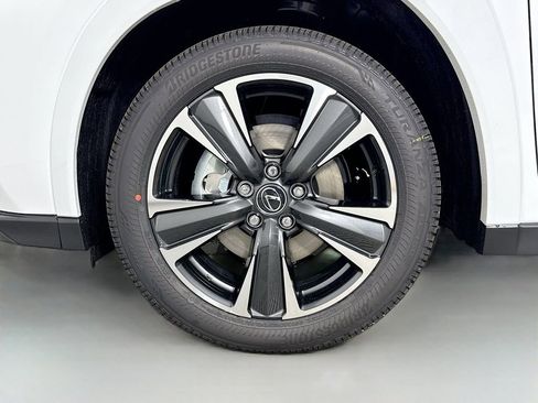 New 2026 Lexus UX 300h FWD image 23