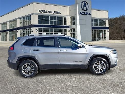 Used 2020 Jeep Cherokee Latitude Plus w/ Comfort/Convenience Group image 7