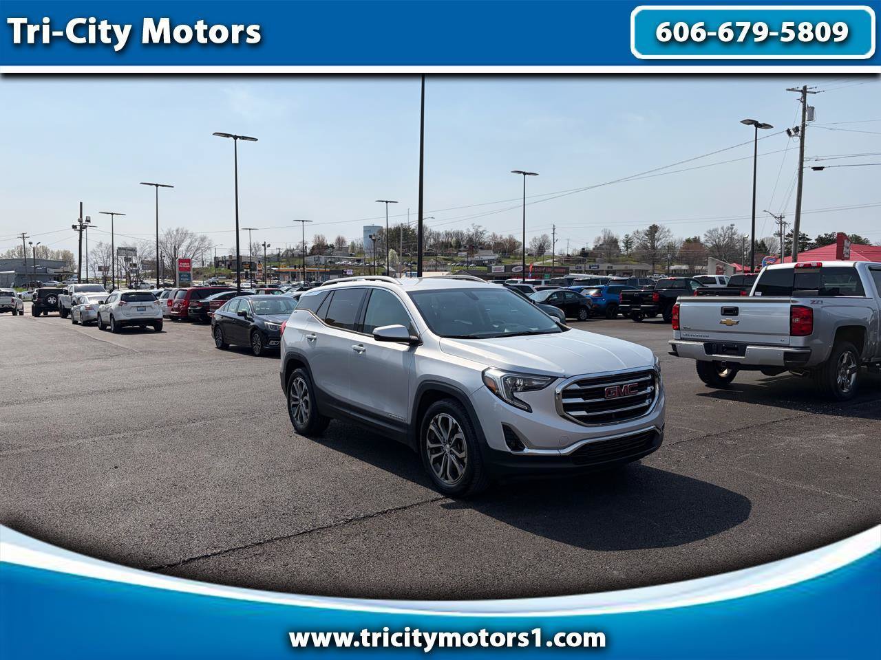 Used 2019 GMC Terrain SLT FWD image 1