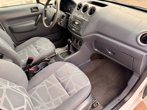 Used 2013 Ford Transit Connect XLT image 12