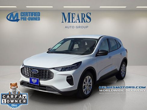 Used 2023 Ford Escape Active image 1