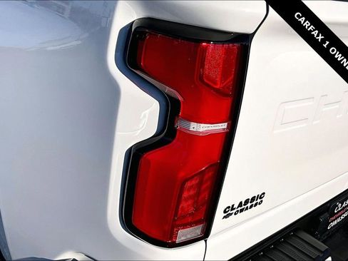 Used 2024 Chevrolet Silverado 3500 LTZ w/ LTZ Plus Package image 23