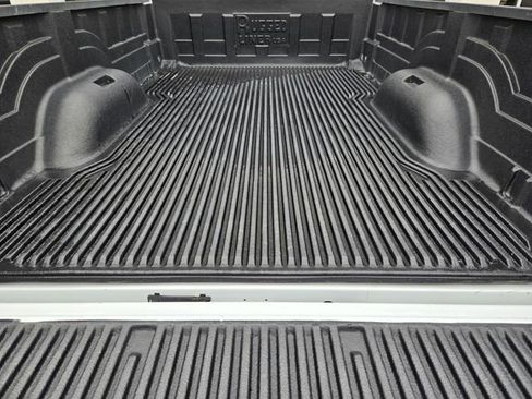 Certified 2023 RAM 1500 Classic SLT AWD/4WD image 32