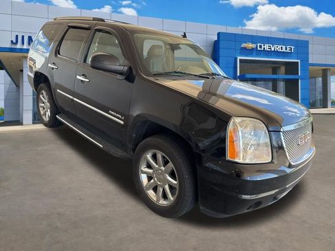Used 2012 GMC Yukon Denali image 1