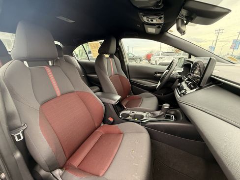 Used 2024 Toyota Corolla SE image 28