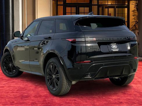 New 2026 Land Rover Range Rover Evoque Dynamic SE image 3