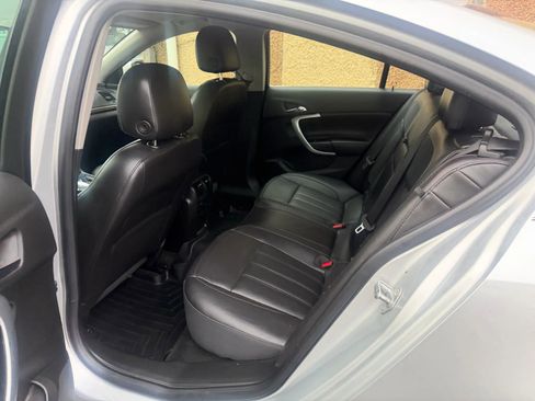 Used 2017 Buick Regal Sport Touring image 28