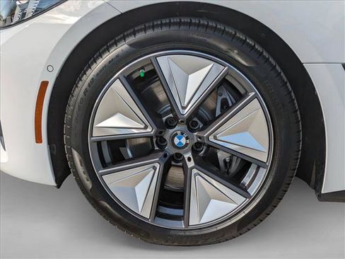 Certified 2025 BMW i4 xDrive40i w/ Premium Package image 10