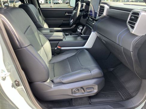 Used 2025 Toyota Tundra Platinum image 40