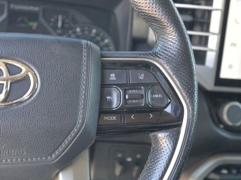 Used 2022 Toyota Tundra SR5 w/ SR5 Premium Package AWD/4WD image 21