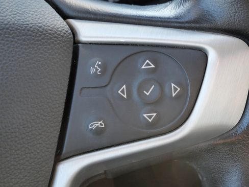 Used 2020 GMC Acadia SLT image 32