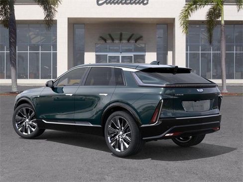 New 2026 Cadillac Lyriq Signature Luxury image 3