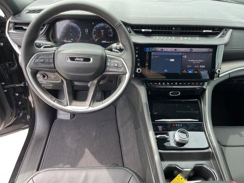 New 2026 Jeep Grand Cherokee L Limited AWD/4WD image 7