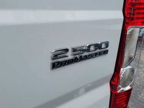 Used 2023 RAM ProMaster 2500 FWD image 6
