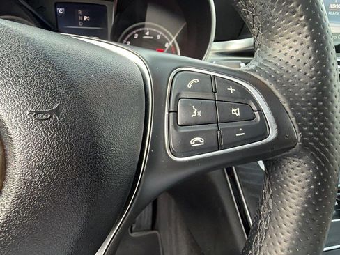 Used 2017 Mercedes-Benz C 300 Sedan image 25