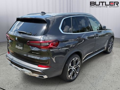 Used 2023 BMW X5 xDrive40i w/ Premium Package AWD/4WD image 8