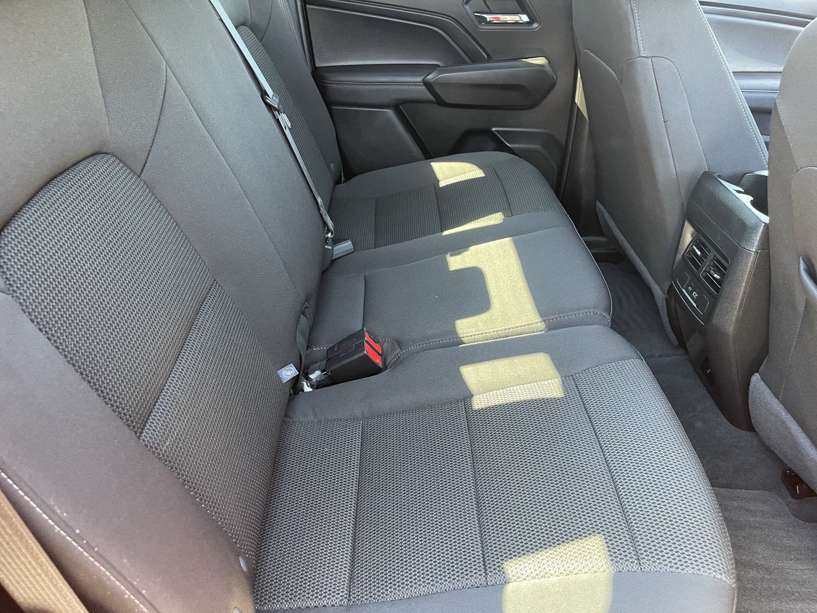 Used 2024 GMC Canyon Elevation w/ Convenience Package AWD/4WD image 14