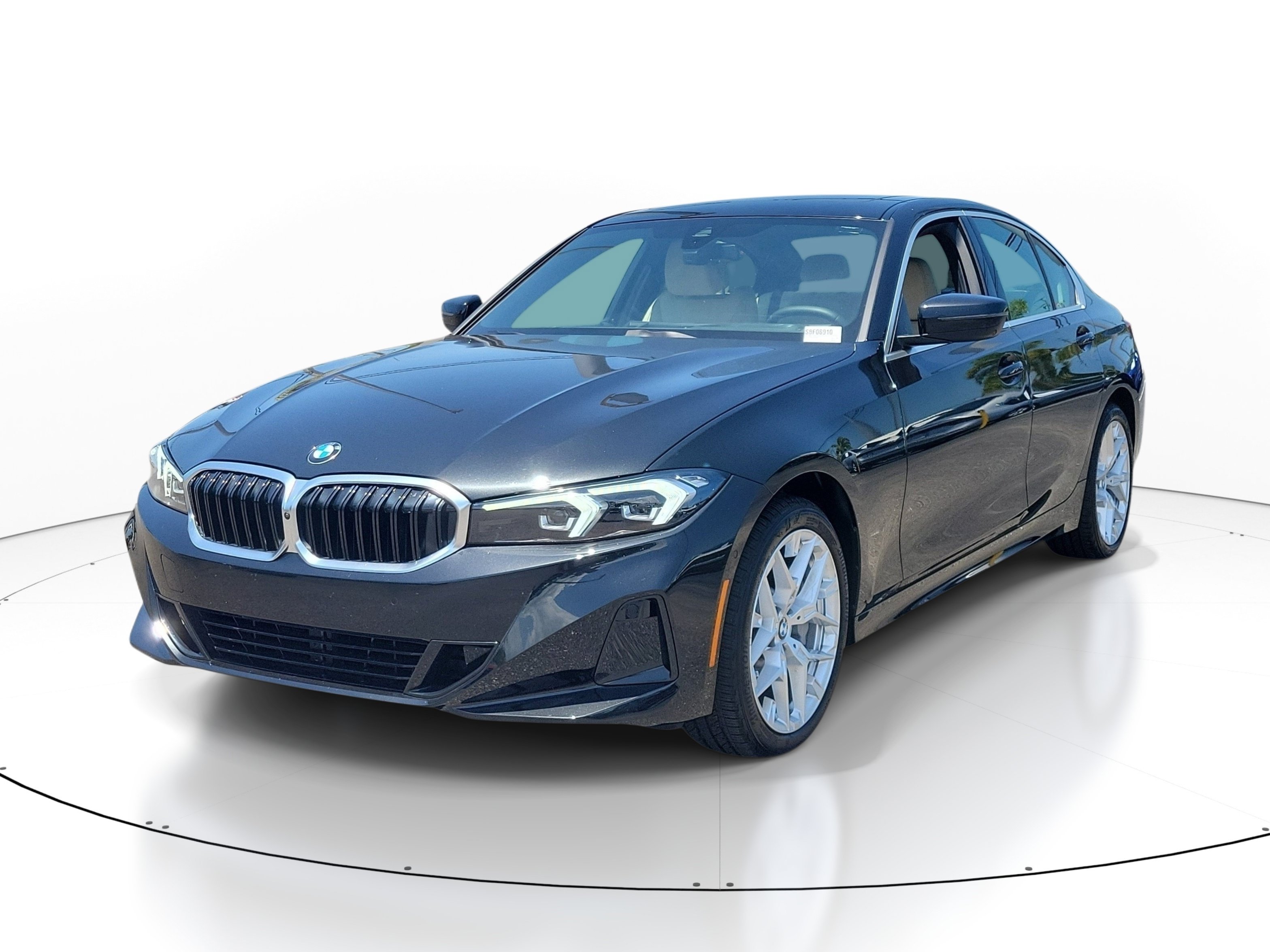 Used 2025 BMW 330i Sedan w/ Premium Package RWD image 3