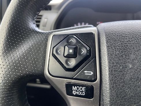 Used 2018 Toyota 4Runner SR5 image 34