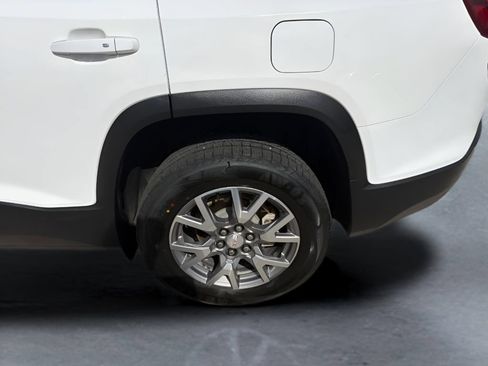 Used 2020 GMC Acadia SLT FWD image 33