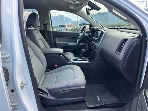 Used 2018 Chevrolet Colorado LT AWD/4WD image 29